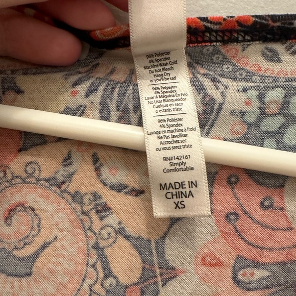 Lularoe Perfect T. Women’s XS. - Picture 2 of 4